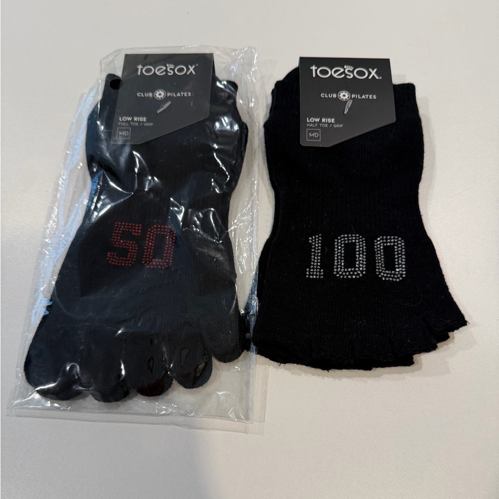 NWT ToeSox Club Pilates 100 and 50 Rhinestone Black Low Rise Grip Socks